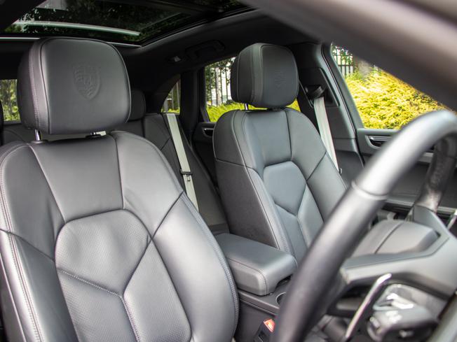 PORSCHE Macan Photo 10