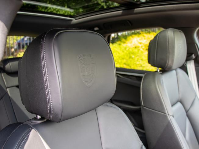 PORSCHE Macan Photo 12