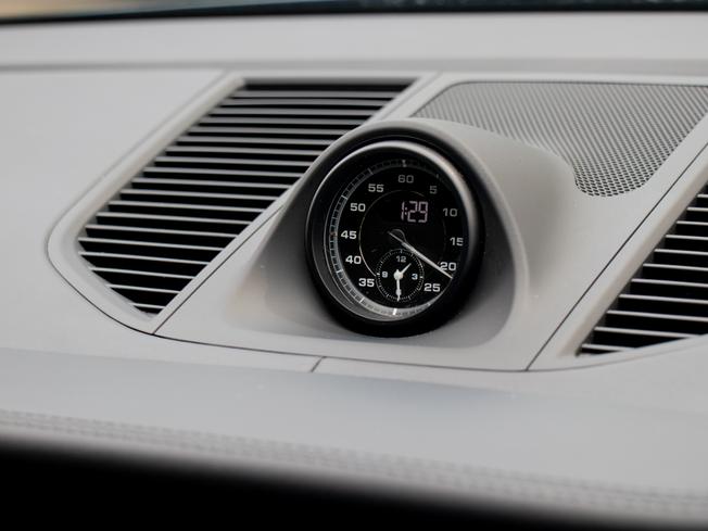 PORSCHE Macan Photo 25