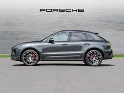 PORSCHE Macan Photo 5