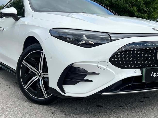 MERCEDES-BENZ CLA Class Photo 12