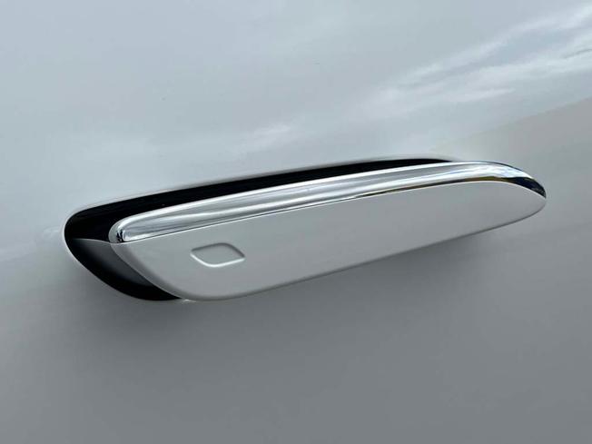 MERCEDES-BENZ CLA Class Photo 15