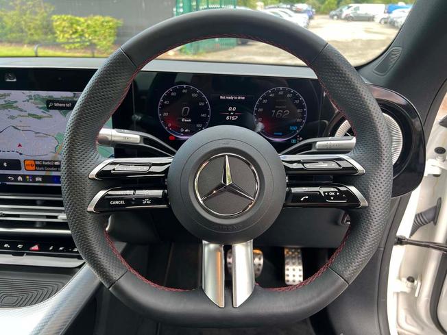 MERCEDES-BENZ CLA Class Photo 22