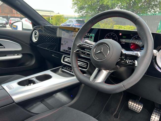 MERCEDES-BENZ CLA Class Photo 23