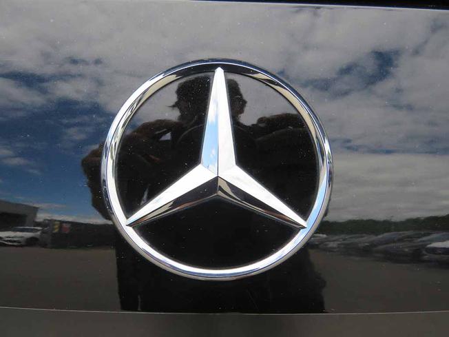MERCEDES-BENZ GLA Photo 16