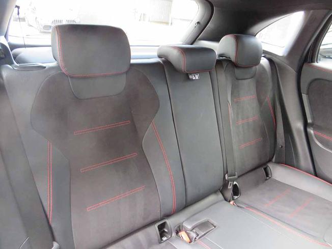 MERCEDES-BENZ GLA Photo 7