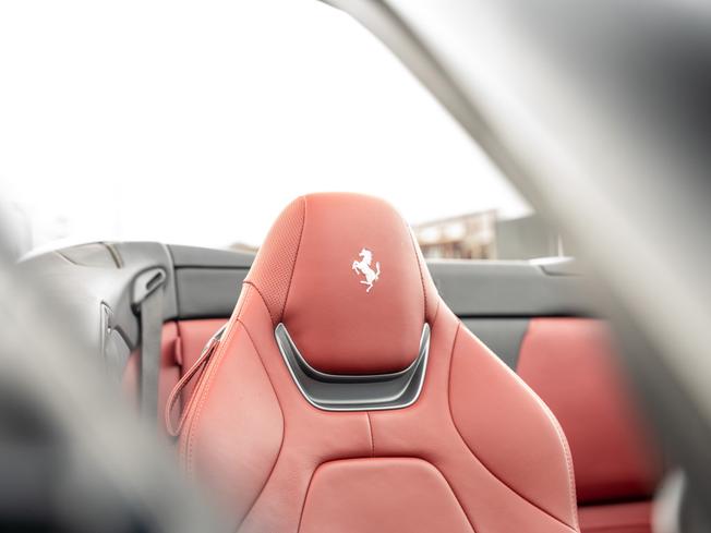 FERRARI Portofino M Photo 20