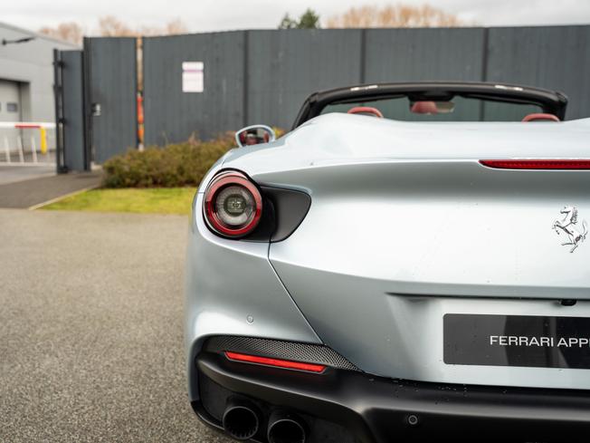 FERRARI Portofino M Photo 25