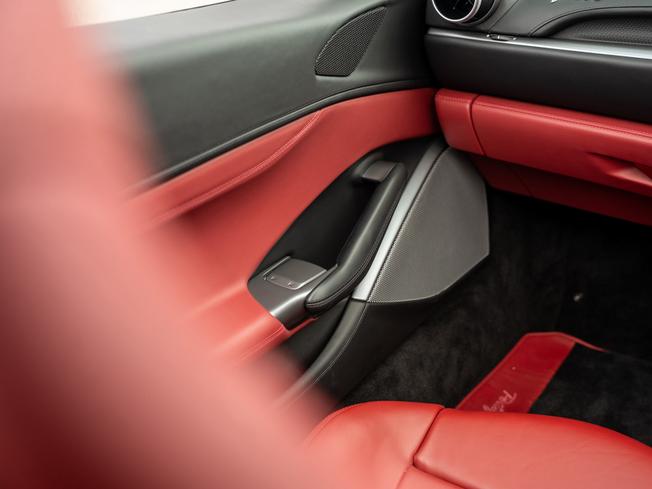 FERRARI Portofino M Photo 26