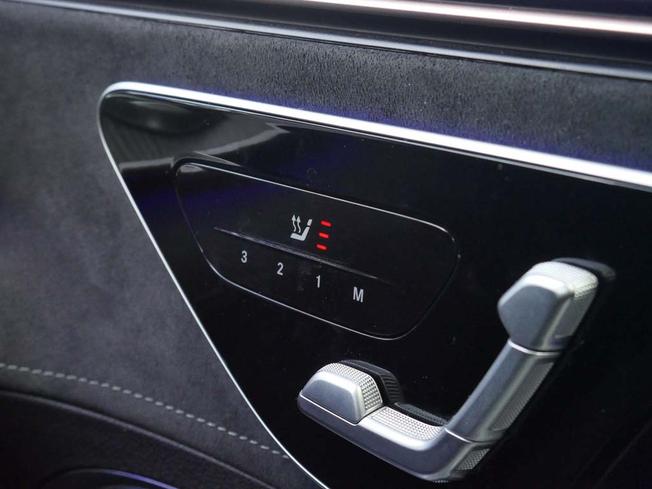 MERCEDES-BENZ Eqe Photo 14