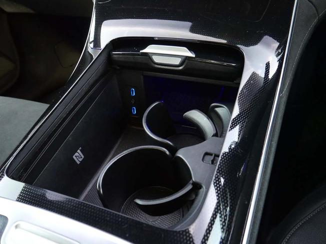 MERCEDES-BENZ Eqe Photo 19