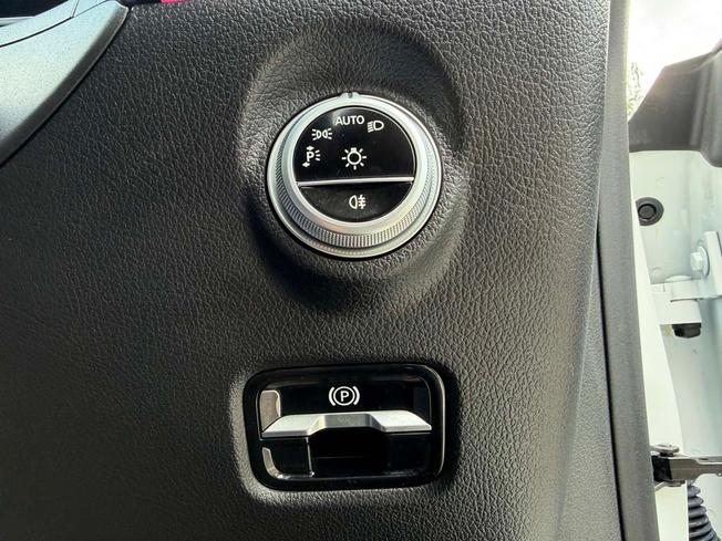 MERCEDES-BENZ CLE Photo 22