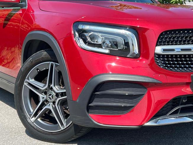 MERCEDES-BENZ GLB Photo 12
