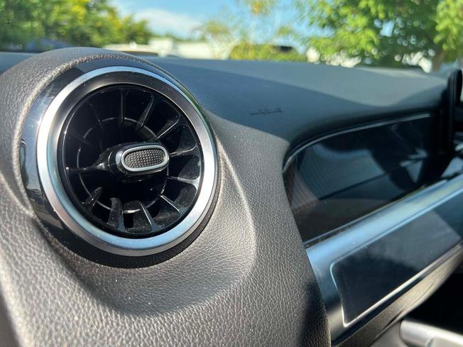 MERCEDES-BENZ GLB Photo 39
