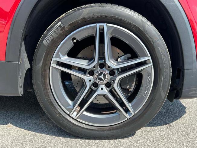 MERCEDES-BENZ GLB Photo 6