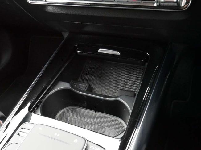 MERCEDES-BENZ GLA Photo 20