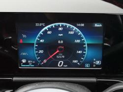 MERCEDES-BENZ GLA Photo 4