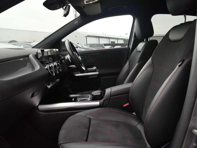 MERCEDES-BENZ GLA Photo 46