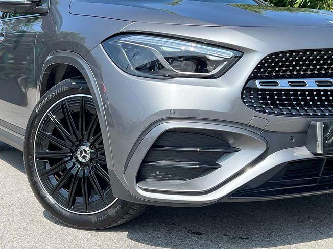 MERCEDES-BENZ Gla Photo 12