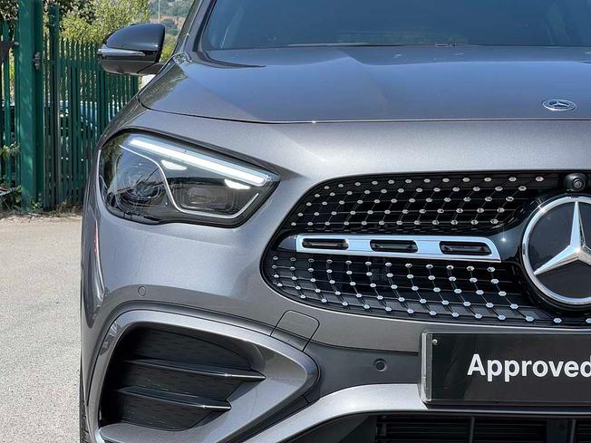 MERCEDES-BENZ Gla Photo 19
