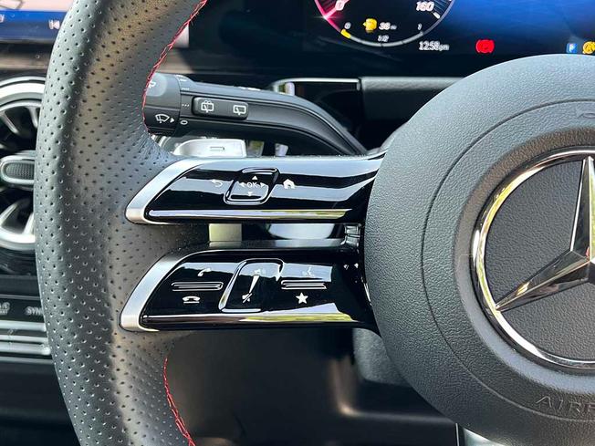 MERCEDES-BENZ Gla Photo 25