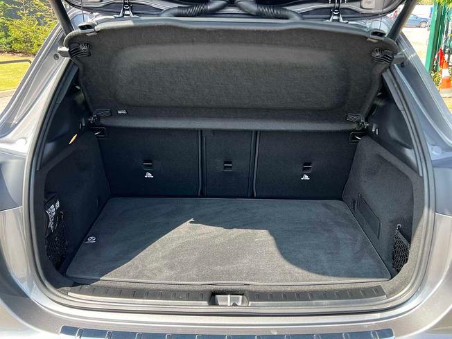 MERCEDES-BENZ Gla Photo 9