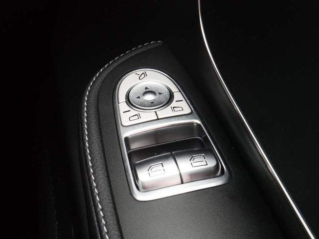 MERCEDES-BENZ V Class Photo 16