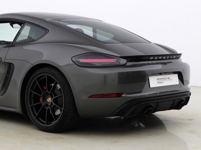 PORSCHE 718 Cayman Photo 18