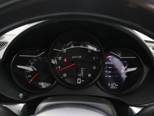 PORSCHE 718 Cayman Photo 21