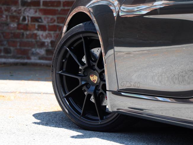 PORSCHE 718 Cayman Photo 47