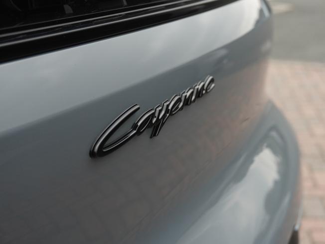 PORSCHE Cayenne Photo 28