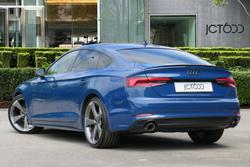 Audi A5 Photo 2