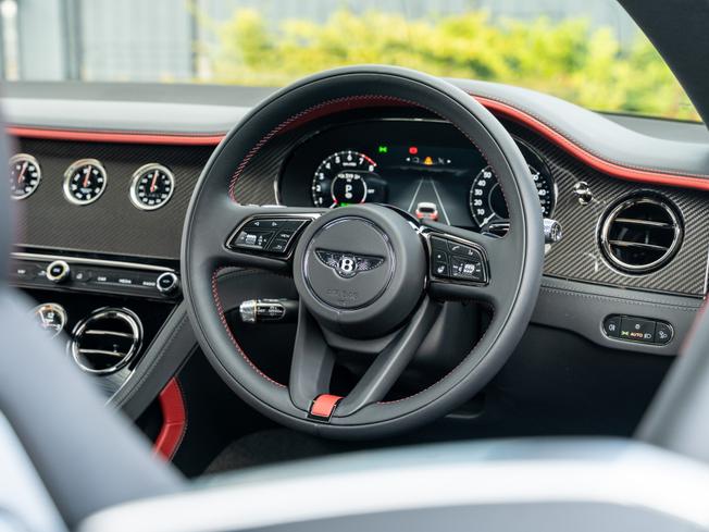 BENTLEY Continental Photo 12