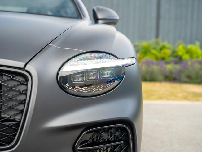 BENTLEY Continental Photo 36