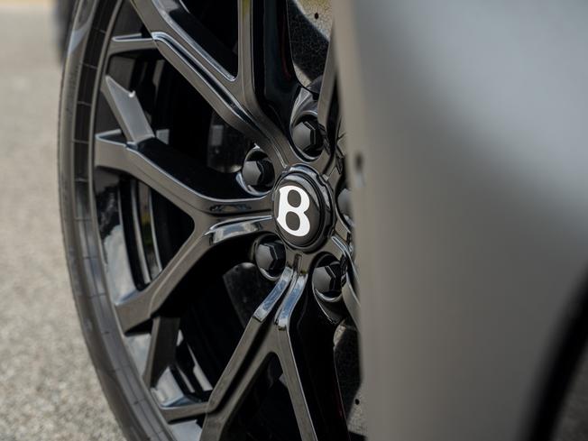 BENTLEY Continental Photo 43