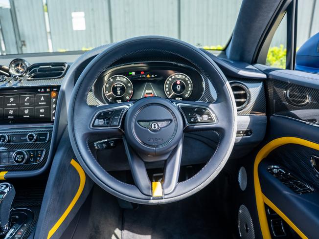 BENTLEY Bentayga Photo 18