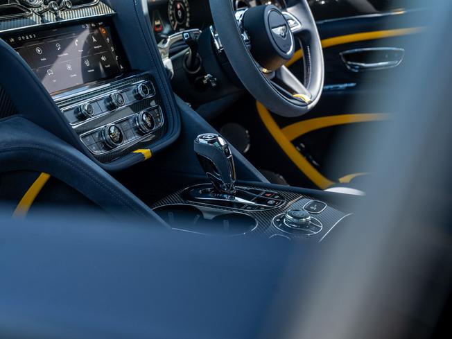 BENTLEY Bentayga Photo 26