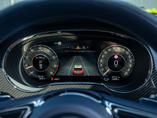 BENTLEY Bentayga Photo 27