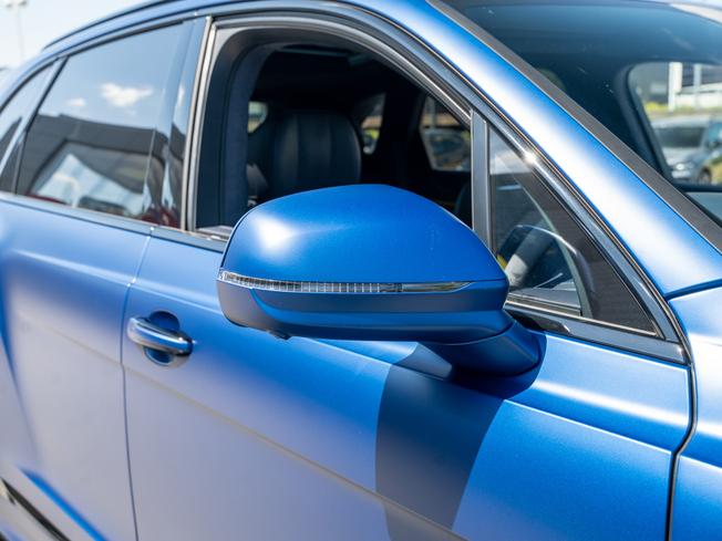 BENTLEY Bentayga Photo 34