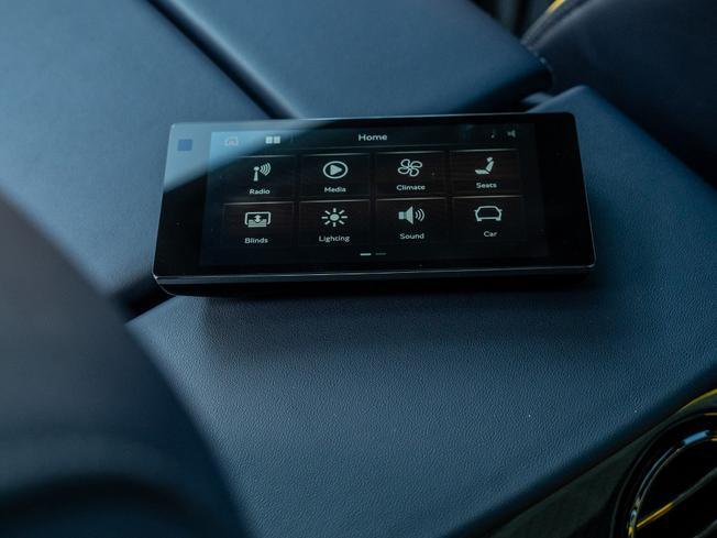 BENTLEY Bentayga Photo 45