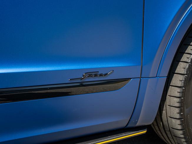 BENTLEY Bentayga Photo 9