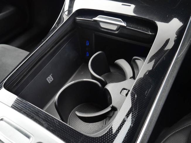MERCEDES-BENZ Eqe Photo 18