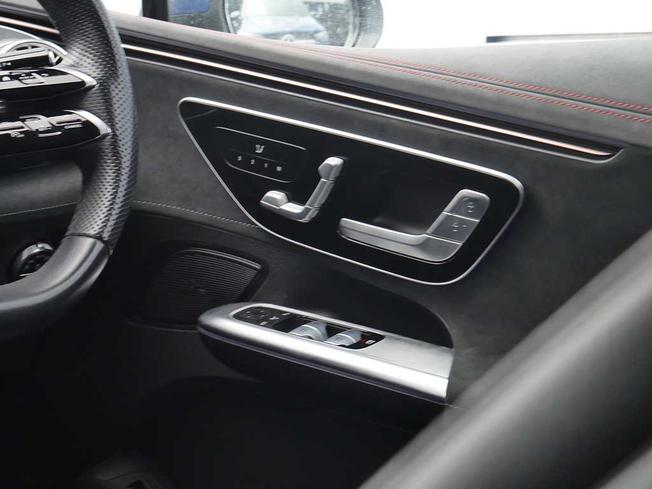 MERCEDES-BENZ Eqe Photo 42