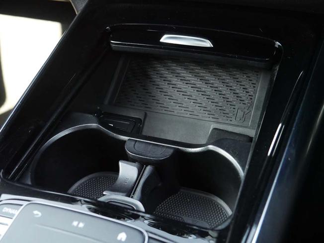 MERCEDES-BENZ GLA Photo 18