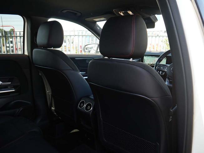 MERCEDES-BENZ GLA Photo 36