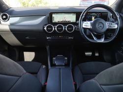 MERCEDES-BENZ GLA Photo 5