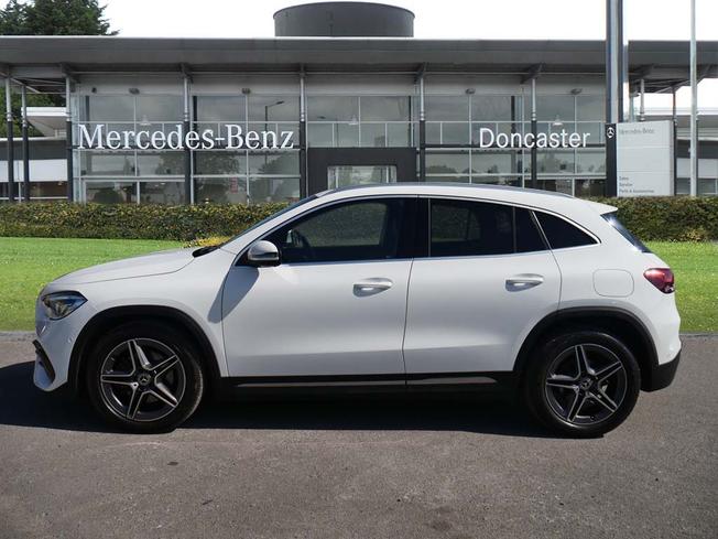 MERCEDES-BENZ GLA Photo 7