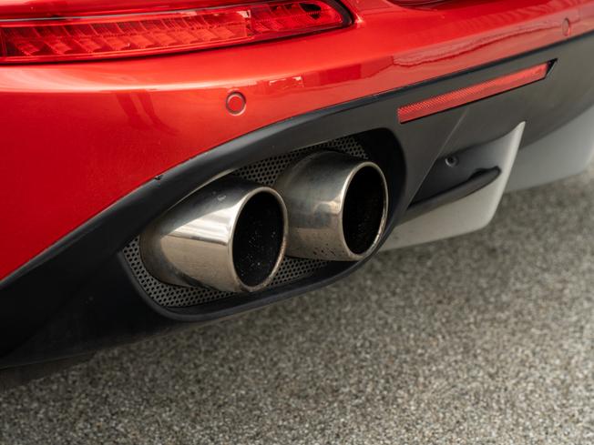 FERRARI California Photo 37