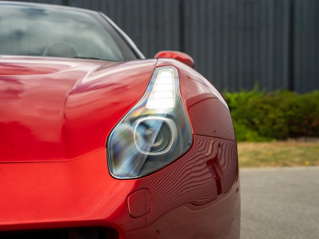 FERRARI California Photo 44