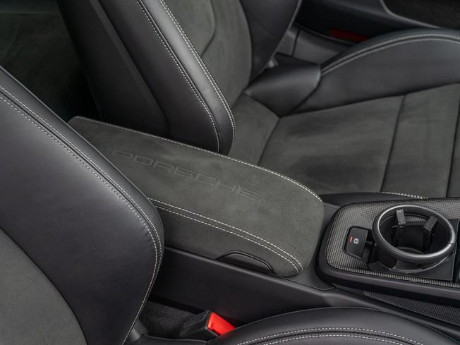 PORSCHE 911 Photo 14